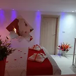Red House 4*