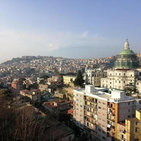 Bed & Breakfast Red House Napoli
