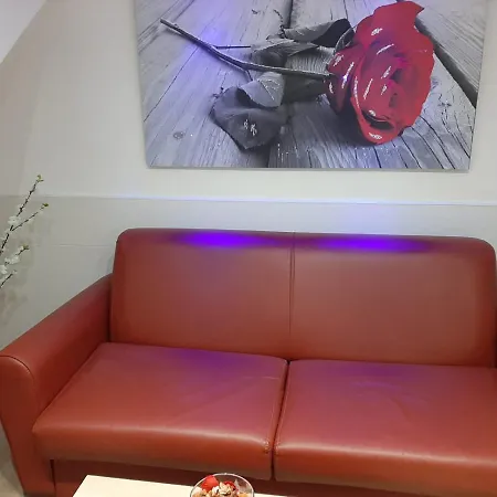 Bed & Breakfast Red House Napoli