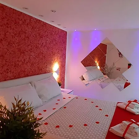 Red House 4* 나폴리