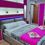 Red House 4*