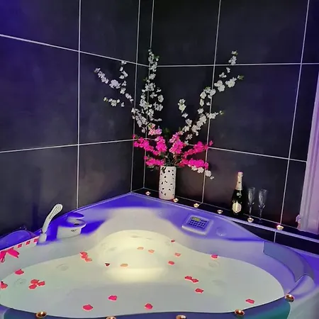 Red House فندق مبيت وإفطار *